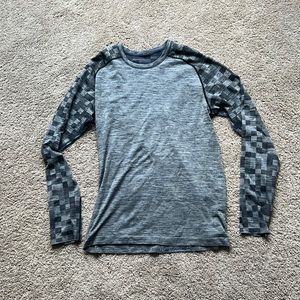 Lululemon men’s long sleeve